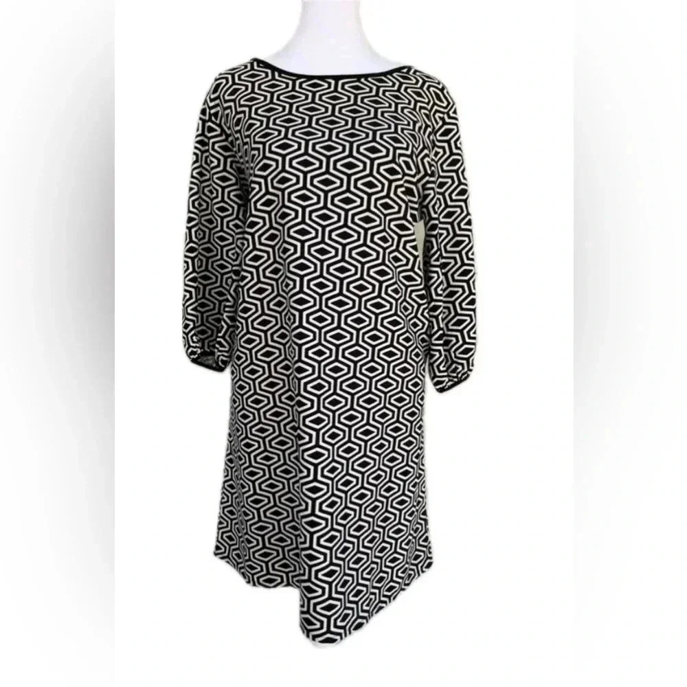 🔵 CIEL USA large black and white geometric 3/4 sleeve dress